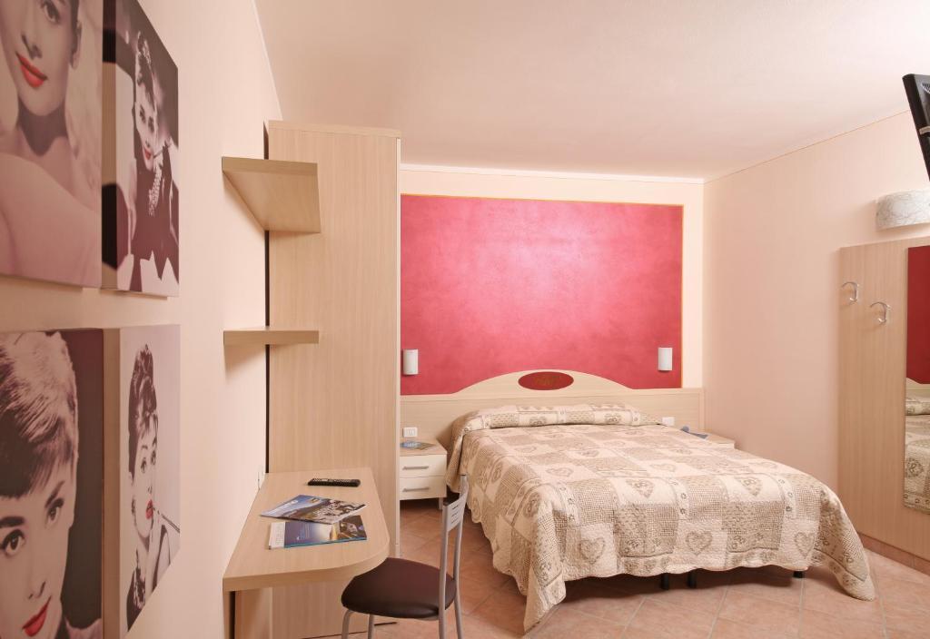 Hotel Residence La Pertica Tremosine Oda fotoğraf